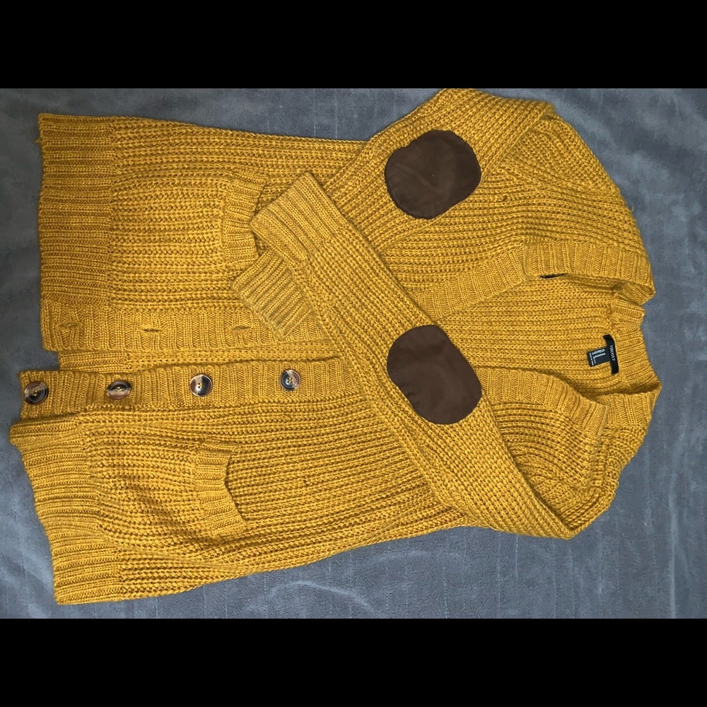 Cardigan with elbow pads